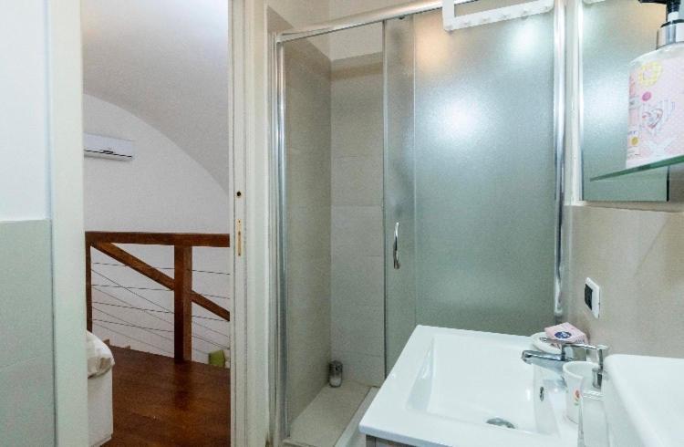Appartement Santi Apostoli House à Naples Extérieur photo